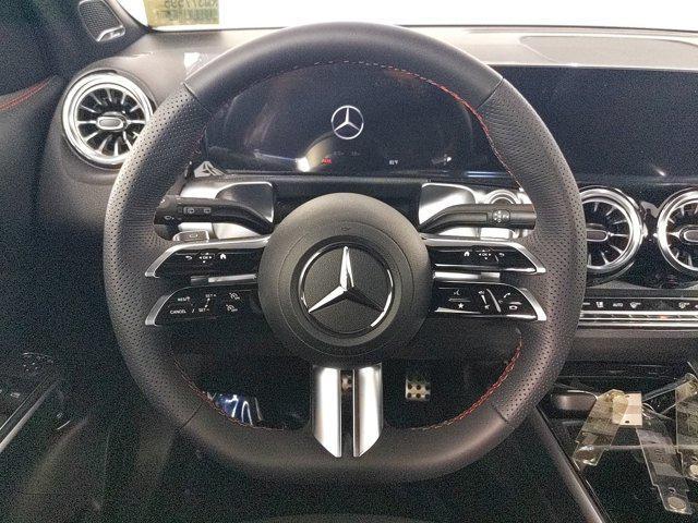 new 2024 Mercedes-Benz GLB 250 car, priced at $52,300