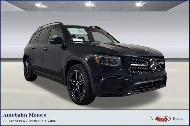 new 2024 Mercedes-Benz GLB 250 car, priced at $52,300