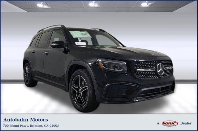 new 2024 Mercedes-Benz GLB 250 car, priced at $52,300