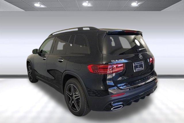 new 2024 Mercedes-Benz GLB 250 car, priced at $52,300