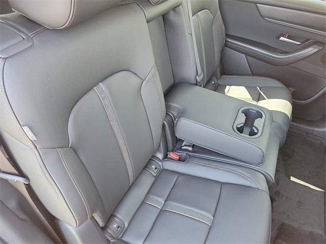 new 2025 Mazda CX-90 car, priced at $39,500