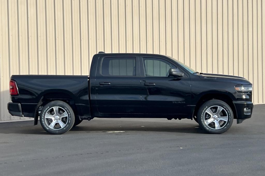 new 2025 Ram 1500 car, priced at $42,972