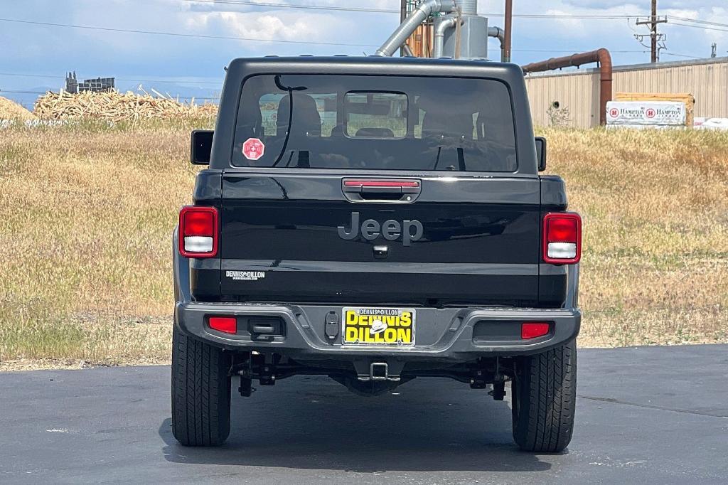 new 2023 Jeep Gladiator car, priced at $39,632