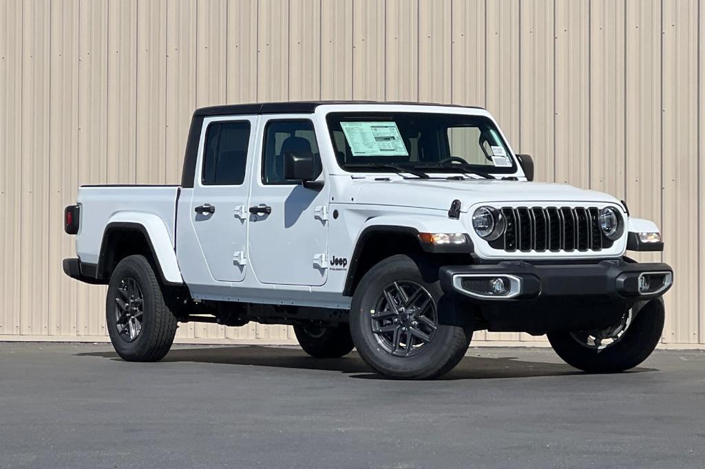 new 2024 Jeep Gladiator car, priced at $37,033