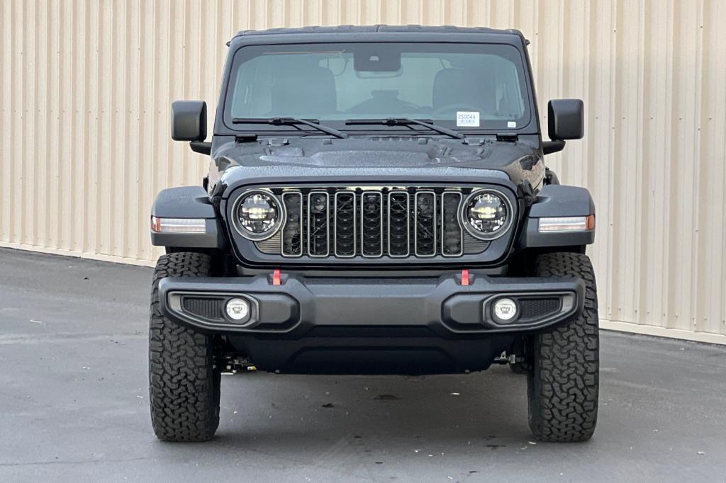 new 2025 Jeep Wrangler car, priced at $58,932