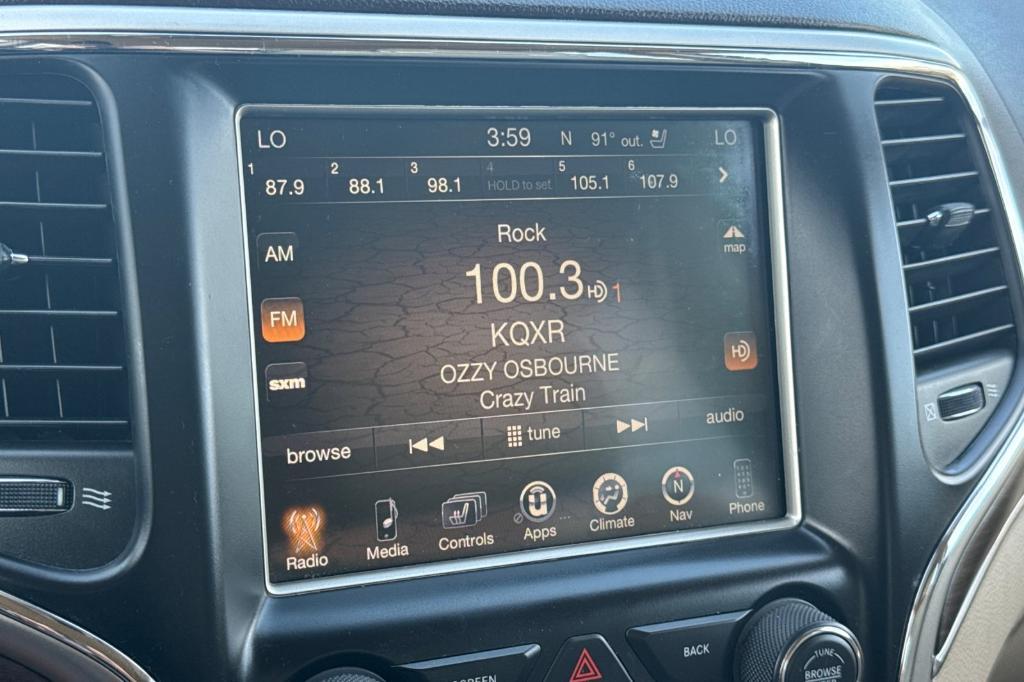 used 2015 Jeep Grand Cherokee car, priced at $15,429