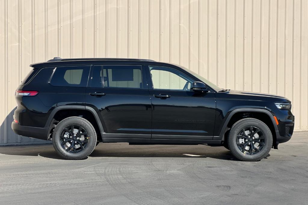 new 2025 Jeep Grand Cherokee L car, priced at $45,103