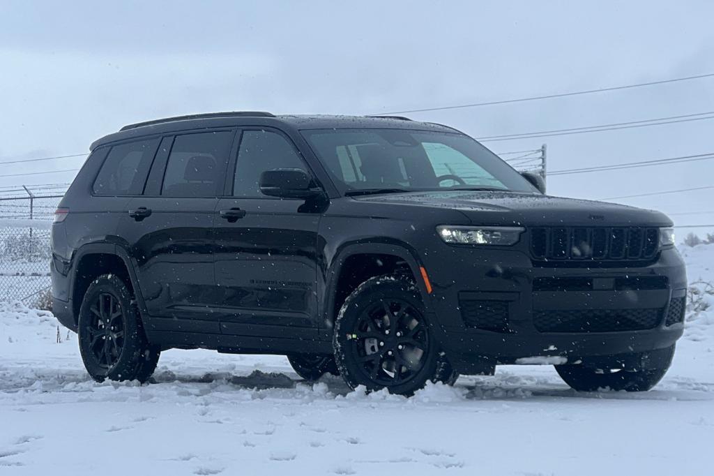 new 2025 Jeep Grand Cherokee L car, priced at $41,538