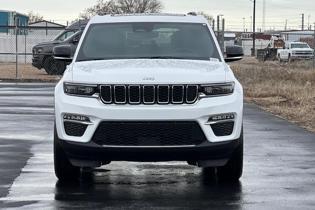 new 2025 Jeep Grand Cherokee car, priced at $42,973