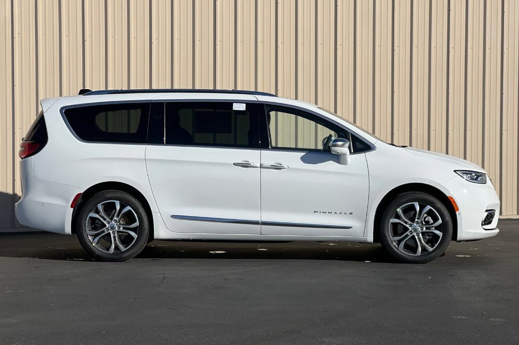 new 2024 Chrysler Pacifica car, priced at $55,099