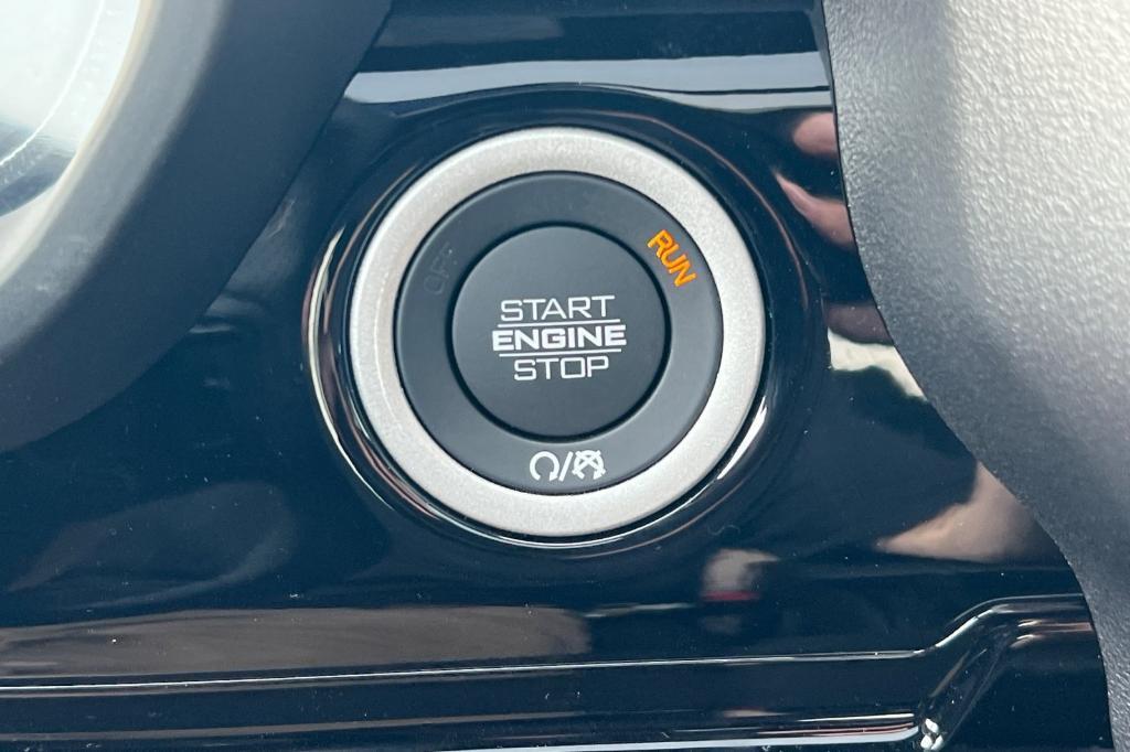 new 2025 Ram 1500 car, priced at $66,394