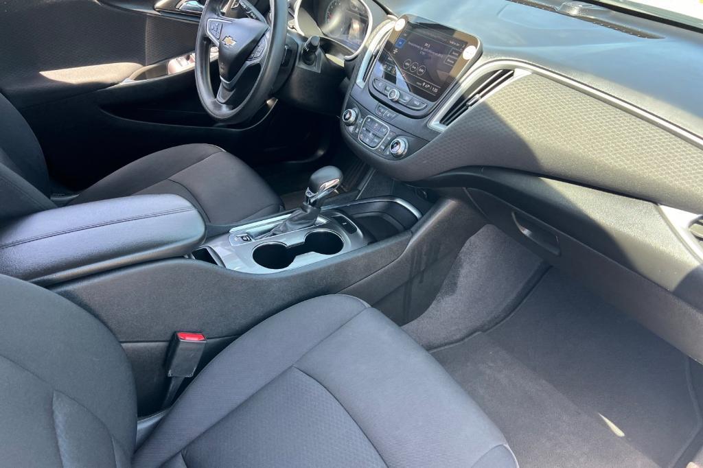 used 2022 Chevrolet Malibu car, priced at $20,287