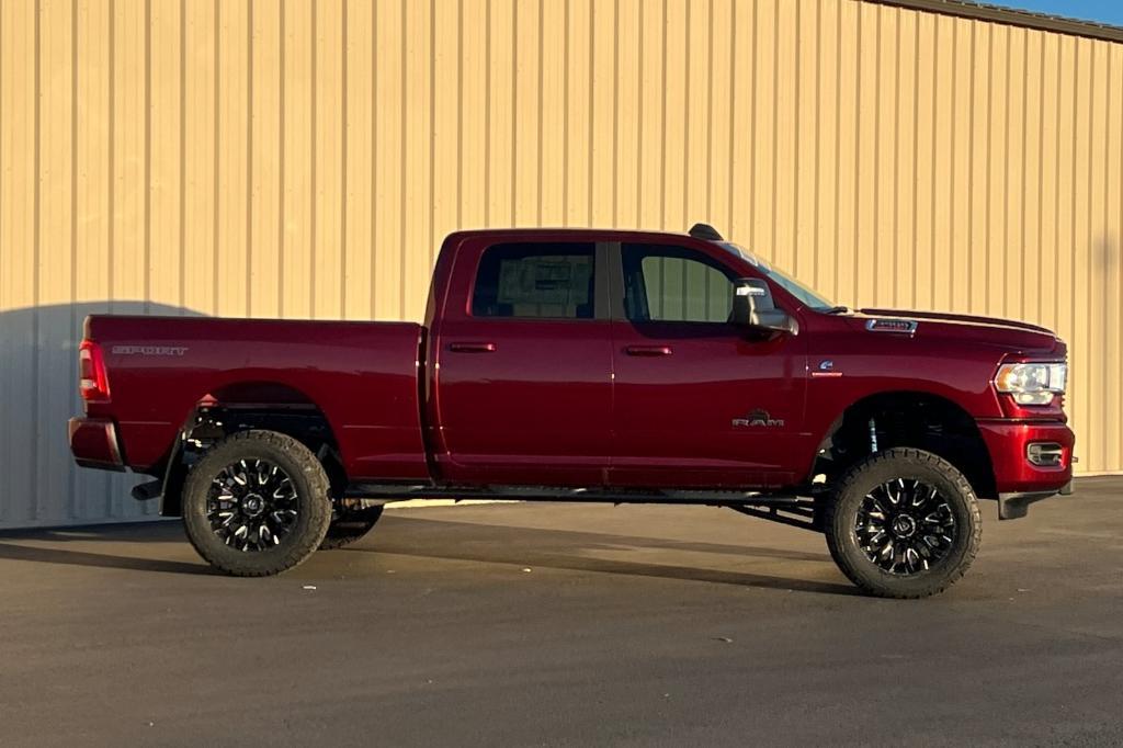 new 2024 Ram 3500 car, priced at $76,938