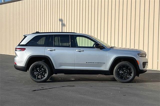 new 2024 Jeep Grand Cherokee car, priced at $41,392