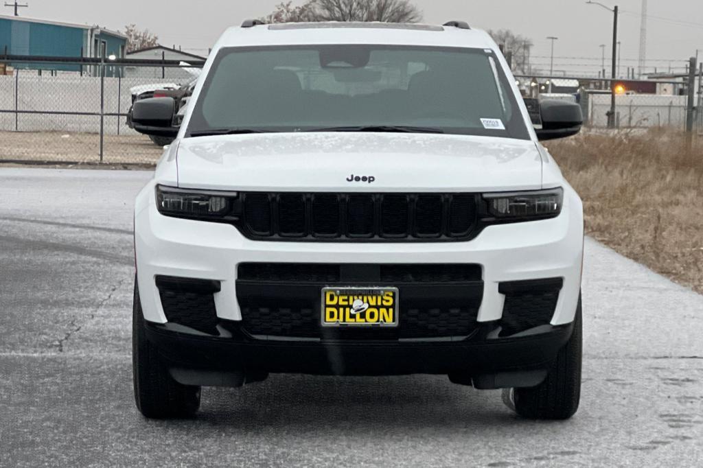 new 2025 Jeep Grand Cherokee L car, priced at $41,050