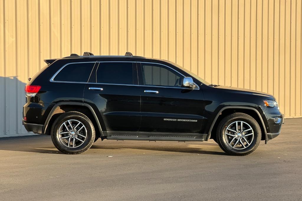 used 2017 Jeep Grand Cherokee car, priced at $16,000