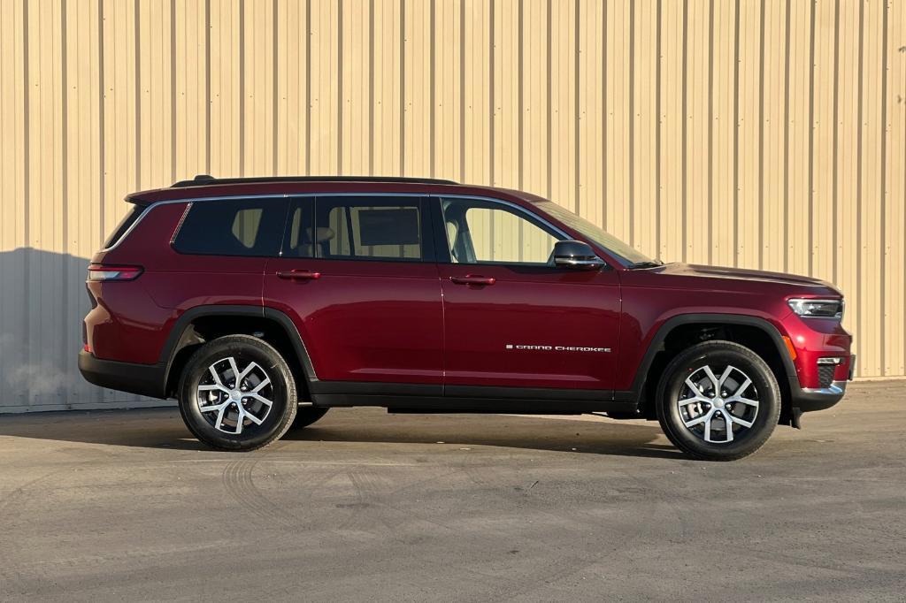 new 2025 Jeep Grand Cherokee L car, priced at $53,099