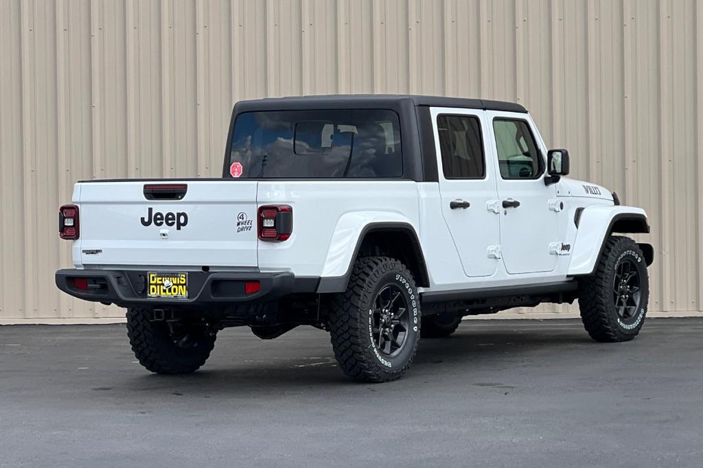 new 2024 Jeep Gladiator car, priced at $40,261