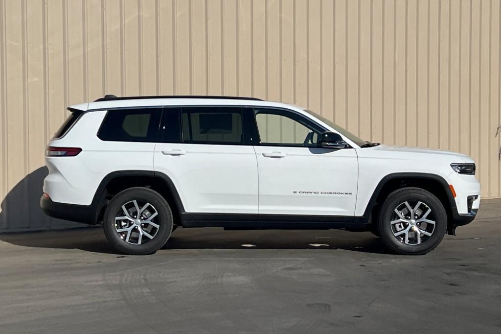 new 2025 Jeep Grand Cherokee L car, priced at $52,787