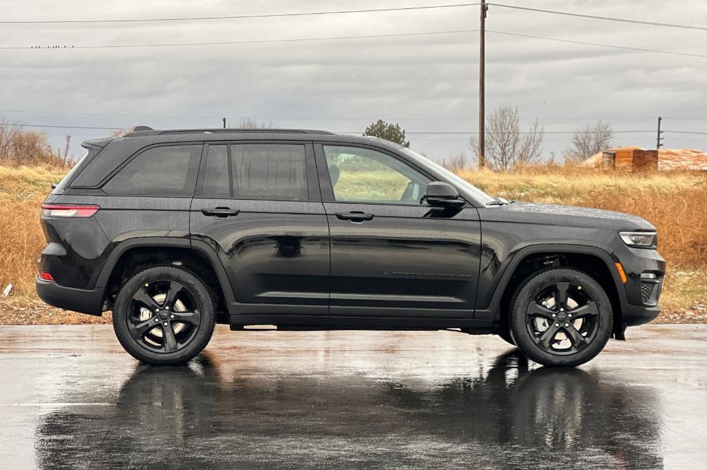 new 2025 Jeep Grand Cherokee car, priced at $45,363