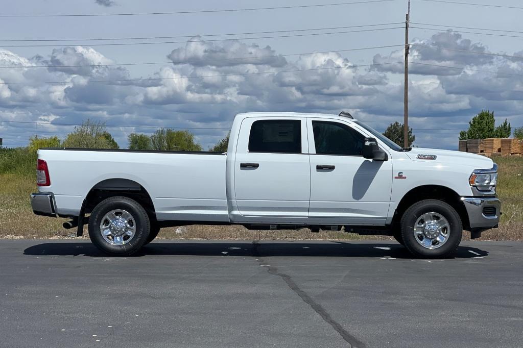 new 2024 Ram 3500 car, priced at $61,326