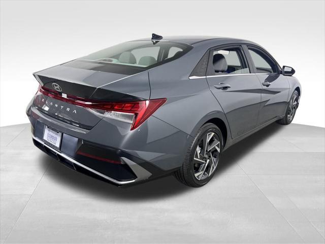 new 2025 Hyundai Elantra car, priced at $25,773