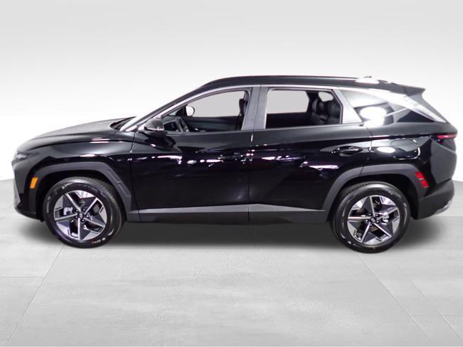 new 2025 Hyundai TUCSON Hybrid car, priced at $34,315