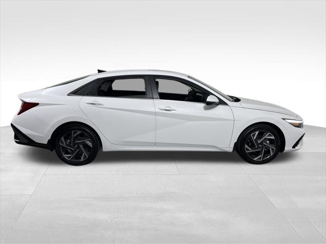 new 2025 Hyundai Elantra car, priced at $27,785