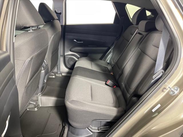 new 2025 Hyundai TUCSON Hybrid car, priced at $34,315