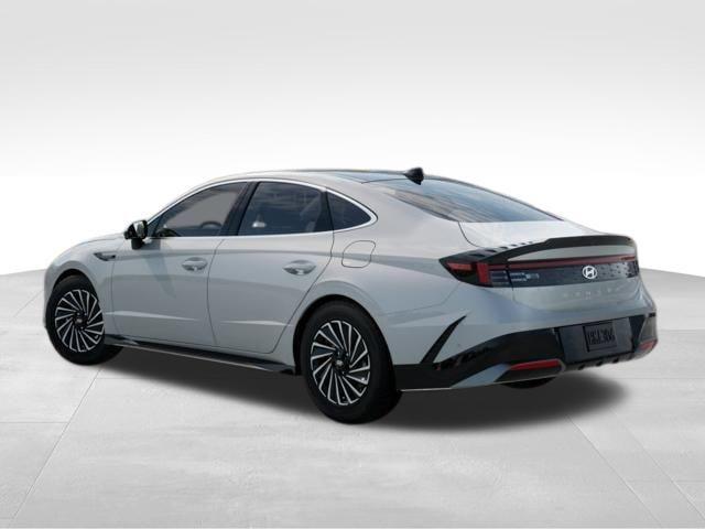 new 2025 Hyundai Sonata Hybrid car, priced at $38,450