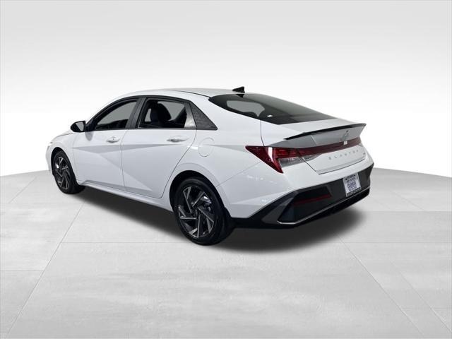new 2025 Hyundai Elantra car, priced at $28,255
