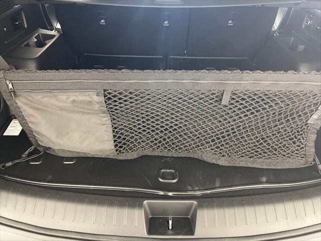 new 2025 Hyundai Santa Fe car, priced at $47,015