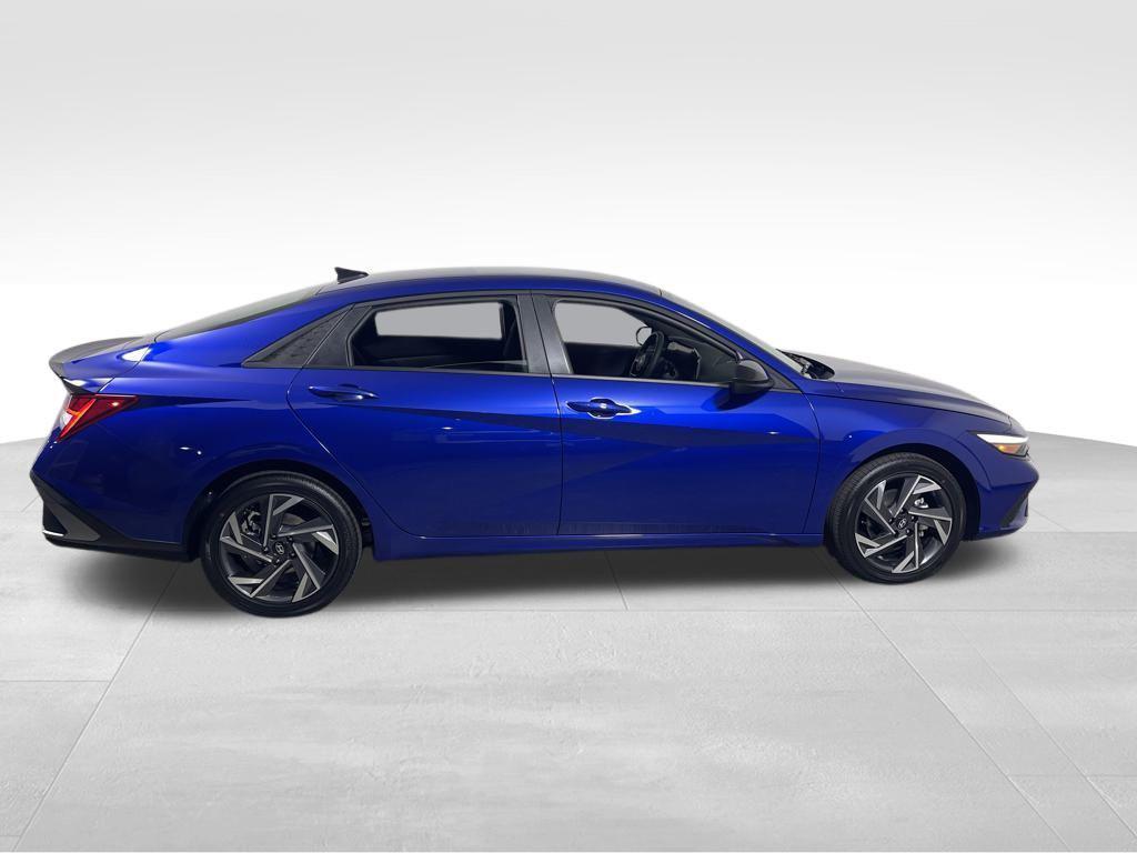 new 2025 Hyundai Elantra car, priced at $25,715