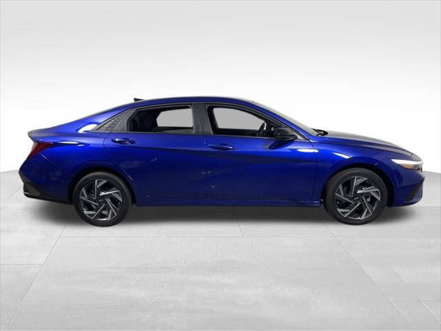 new 2025 Hyundai Elantra car, priced at $26,600