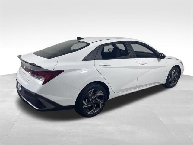 new 2025 Hyundai Elantra car, priced at $26,735