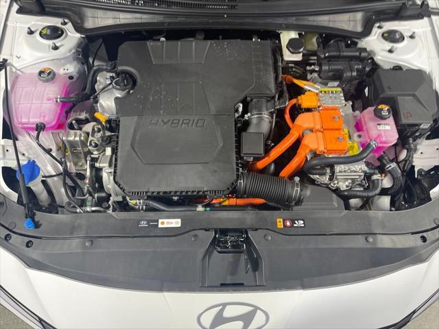 new 2025 Hyundai Elantra car, priced at $27,985