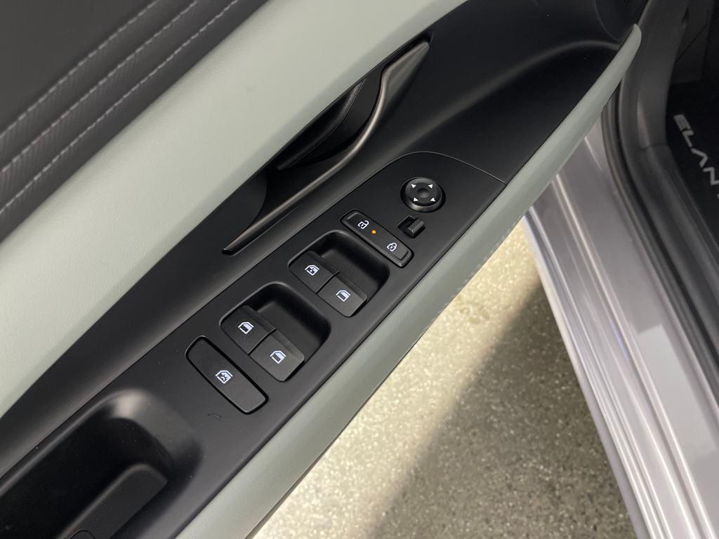 new 2025 Hyundai ELANTRA HEV car, priced at $28,696