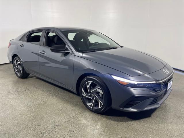 new 2025 Hyundai Elantra car, priced at $28,425