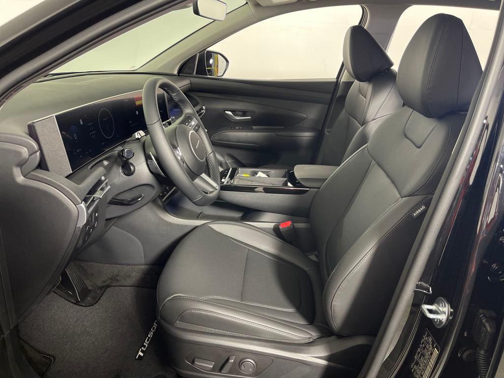 new 2025 Hyundai TUCSON Hybrid car, priced at $34,430
