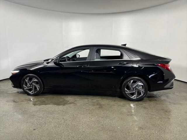 new 2025 Hyundai Elantra car, priced at $29,865