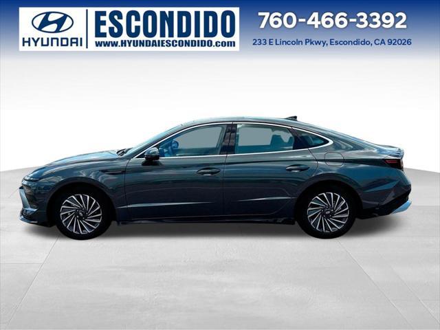 new 2025 Hyundai Sonata Hybrid car, priced at $37,675