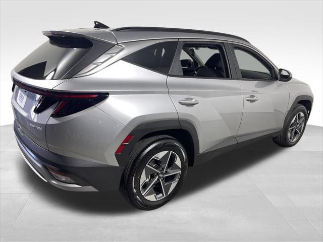 new 2025 Hyundai TUCSON Hybrid car, priced at $37,845