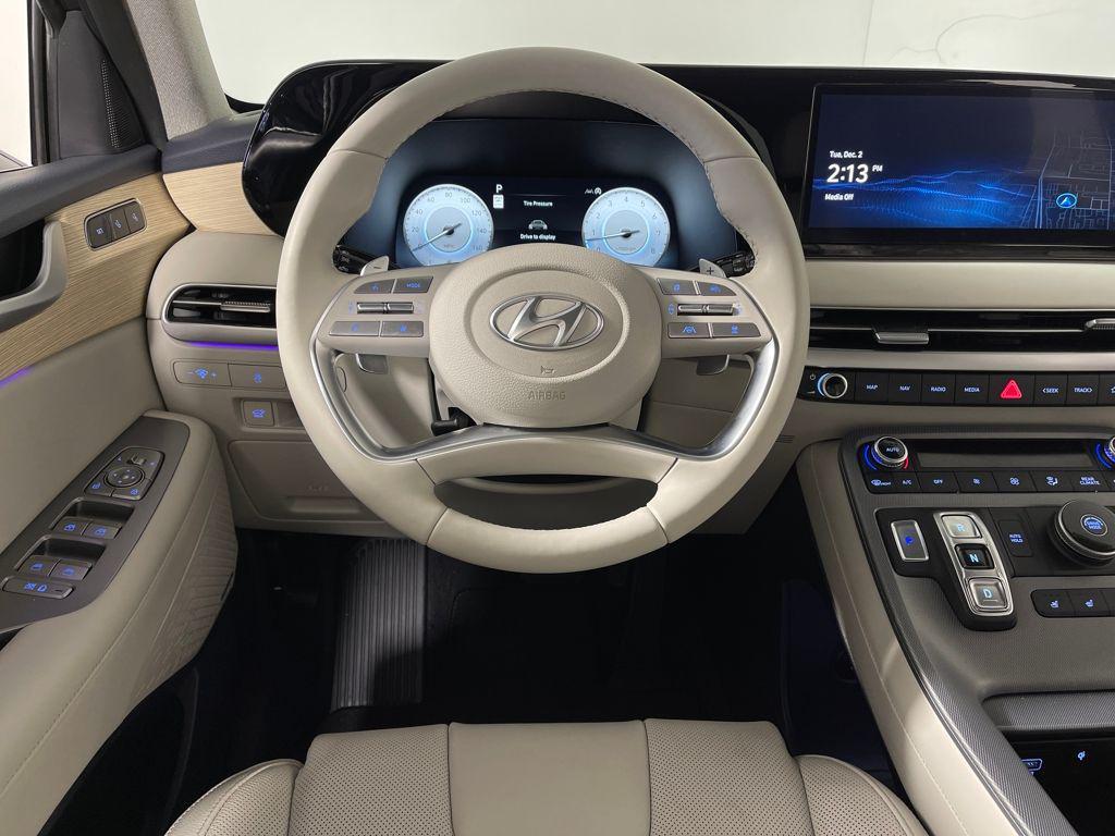 used 2025 Hyundai Palisade car, priced at $41,995