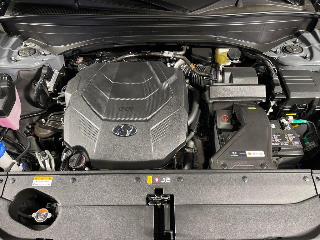 used 2025 Hyundai Palisade car, priced at $41,995