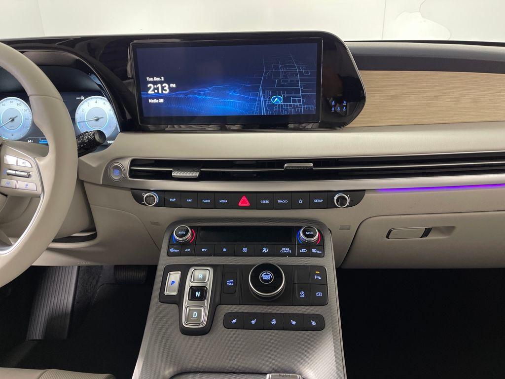 used 2025 Hyundai Palisade car, priced at $41,995