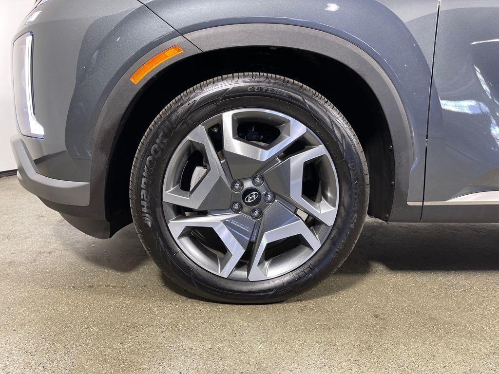 used 2025 Hyundai Palisade car, priced at $41,995