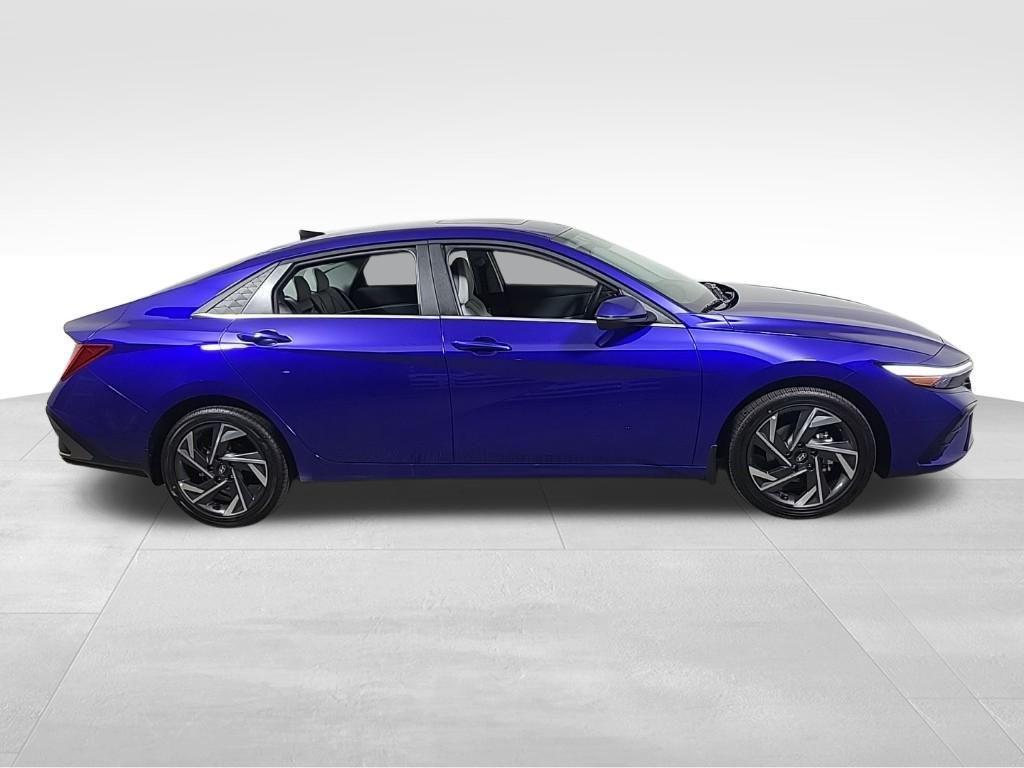 new 2025 Hyundai ELANTRA HEV car, priced at $28,597