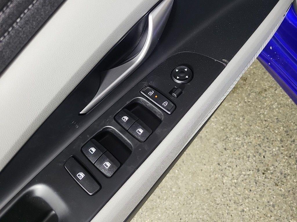 new 2025 Hyundai ELANTRA HEV car, priced at $28,597