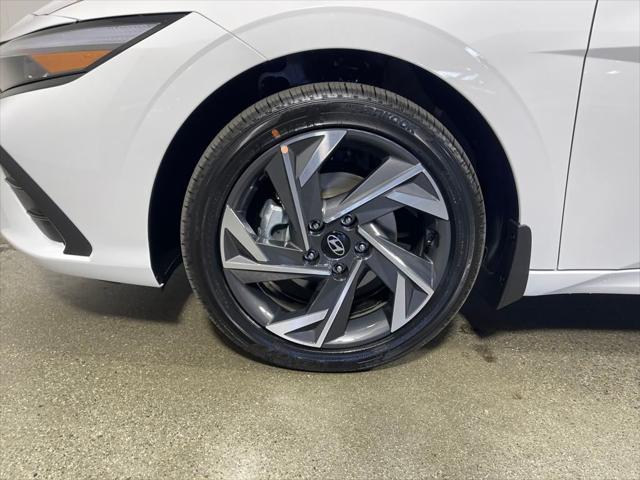 new 2025 Hyundai Elantra car, priced at $28,185