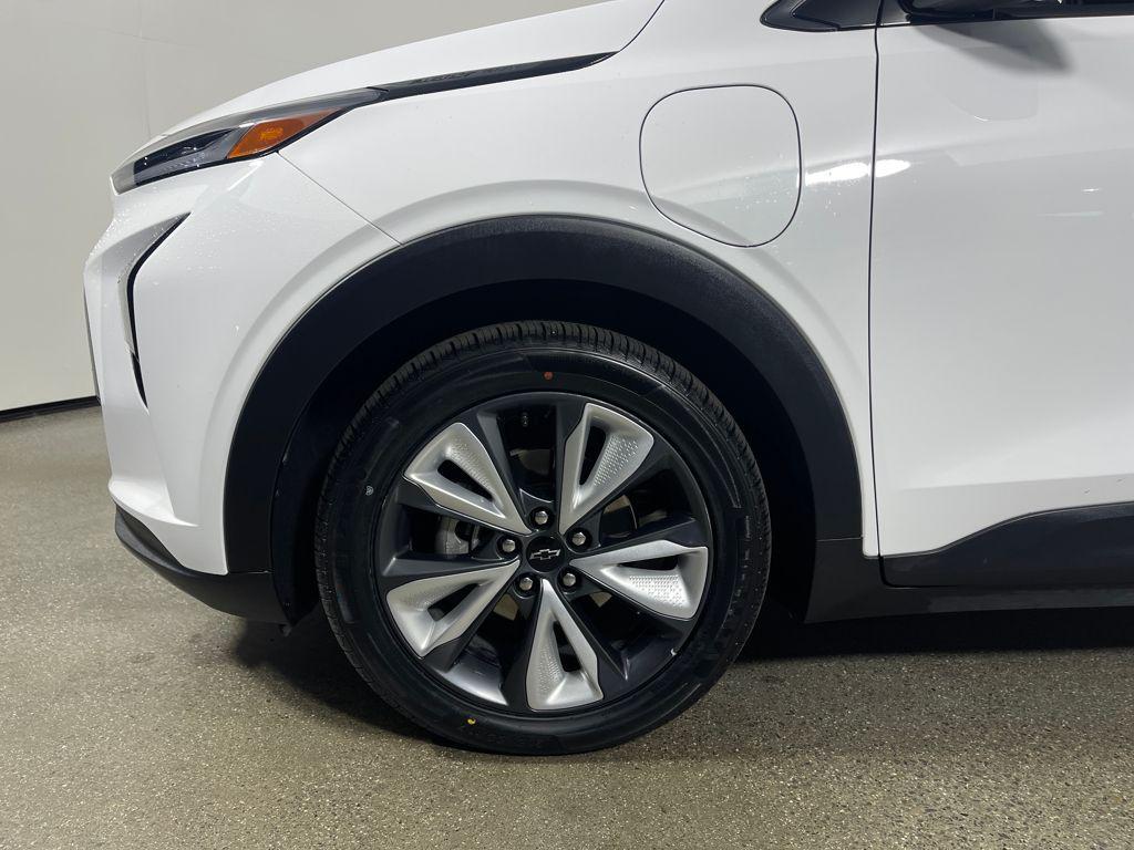 used 2022 Chevrolet Bolt EUV car, priced at $18,987